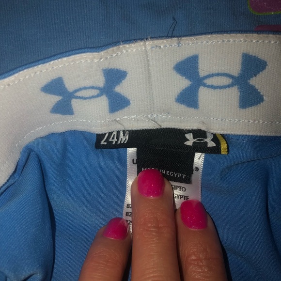 Under Armour sporty outfit - Picture 5 of 5
